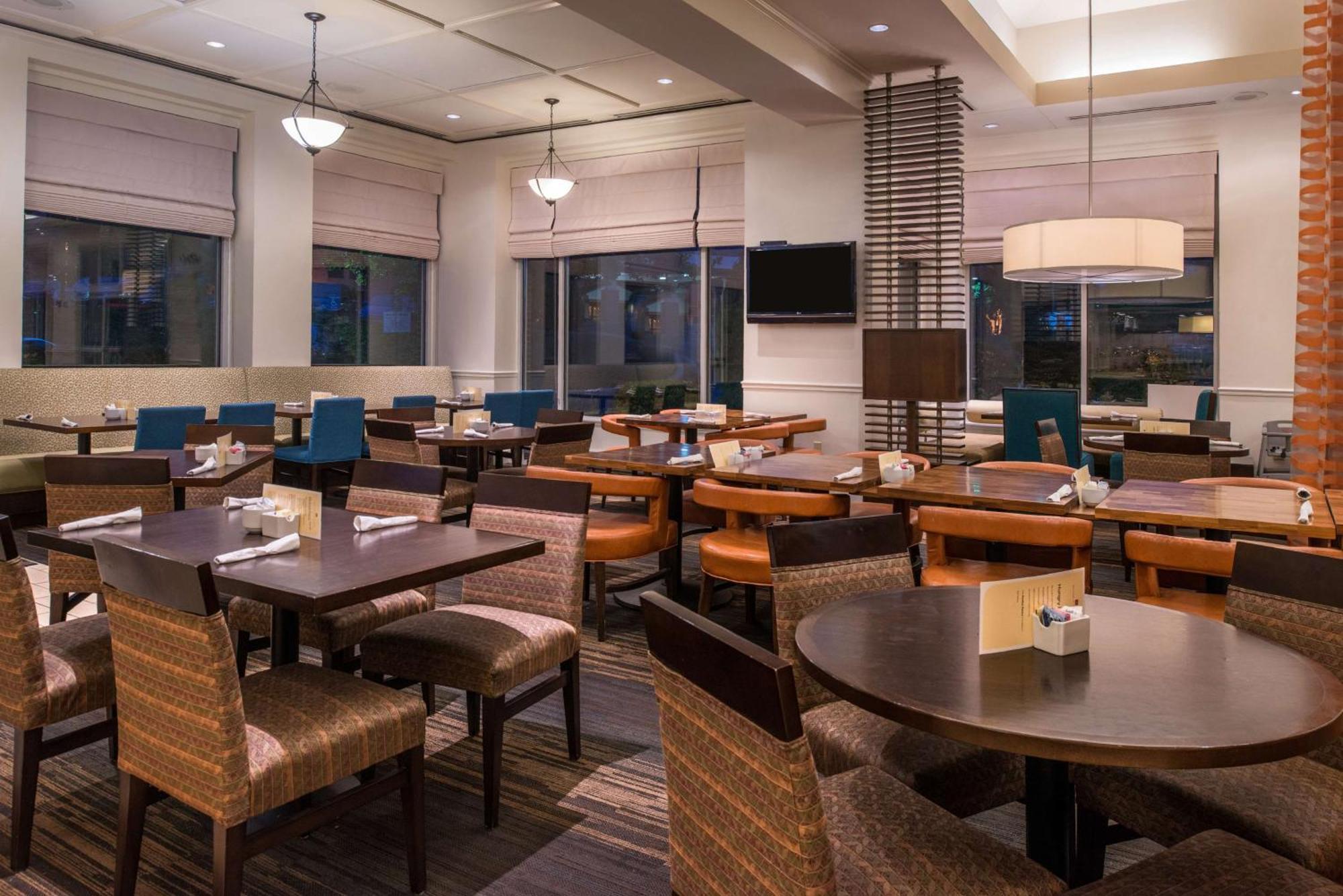 Hilton Garden Hotel